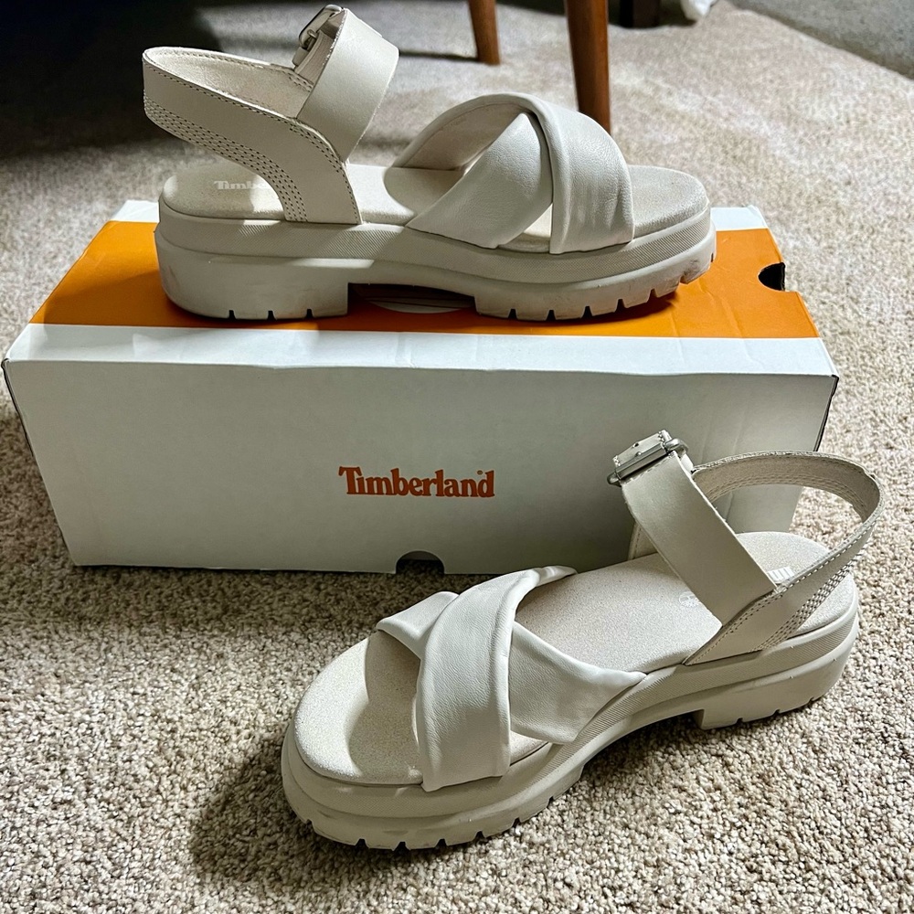 Timberland London Vibe ankle strap chunky sandal off white bone color size 6